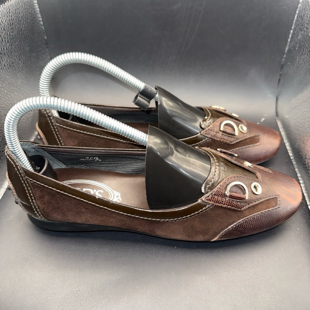 Size 36.5 EU - Tod’s (Italy) Round Toe Brown Embossed Flat Shoe, No Box, Flawed - Picture 5 of 10